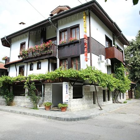Oazis Family Hotel Ловеч Екстер'єр фото