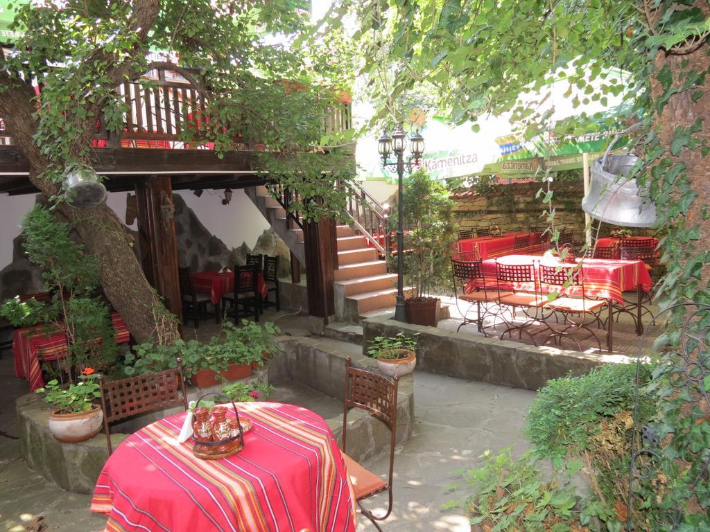 Oazis Family Hotel Ловеч Екстер'єр фото
