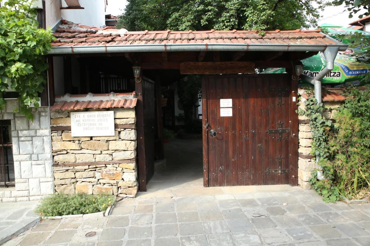 Oazis Family Hotel Ловеч Екстер'єр фото