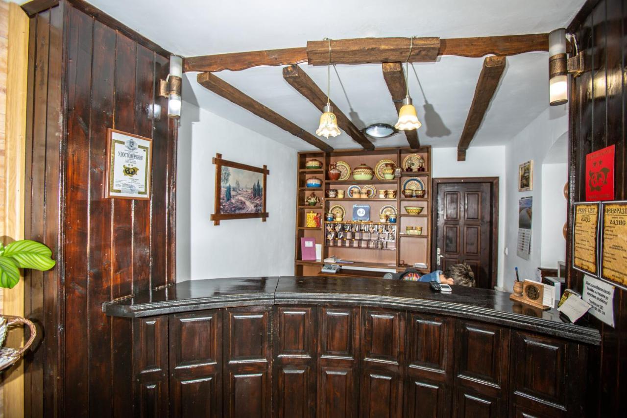 Oazis Family Hotel Ловеч Екстер'єр фото