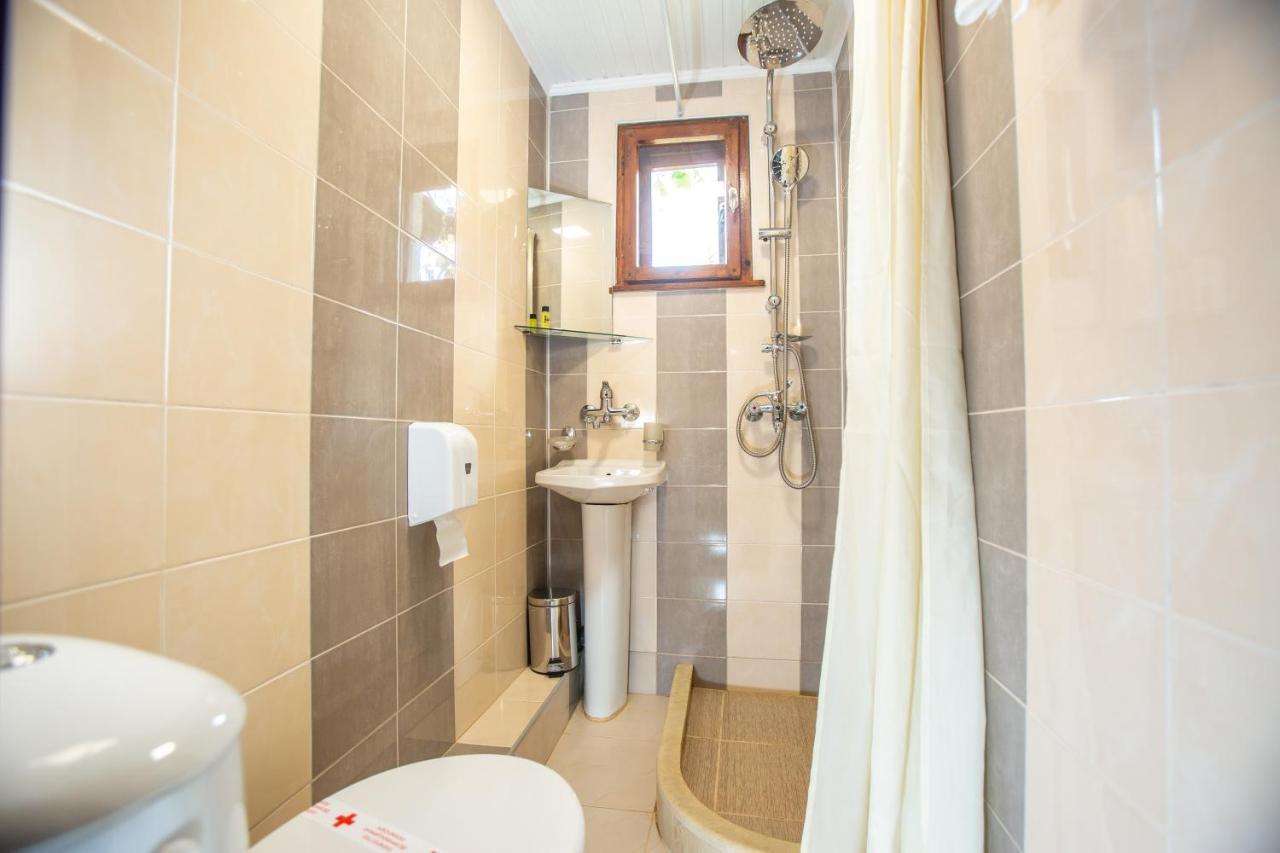 Oazis Family Hotel Ловеч Екстер'єр фото