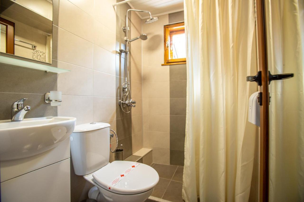 Oazis Family Hotel Ловеч Екстер'єр фото