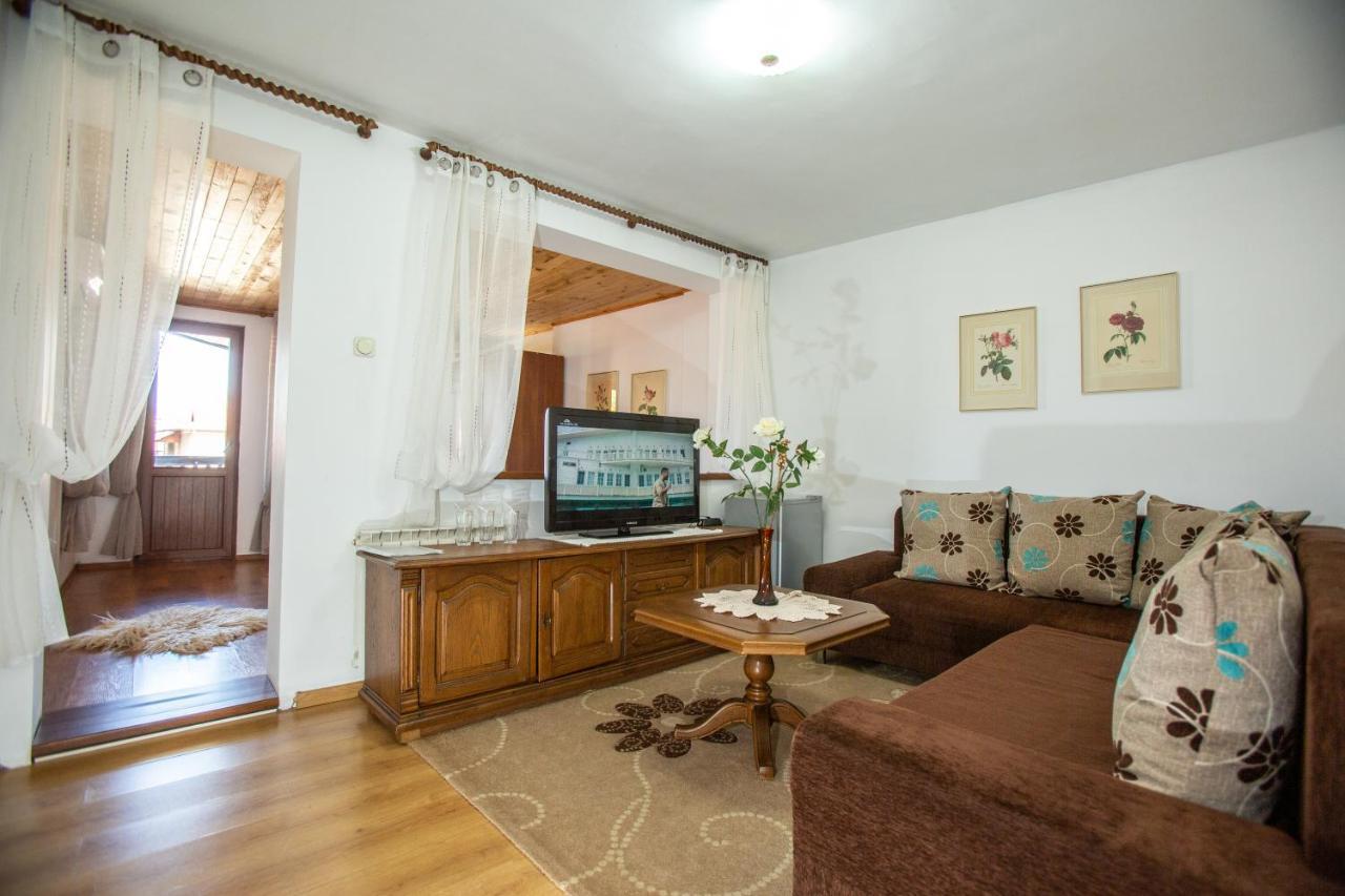 Oazis Family Hotel Ловеч Екстер'єр фото